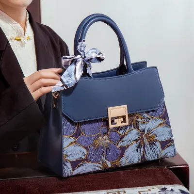 Tory Burch Ladies Handbag